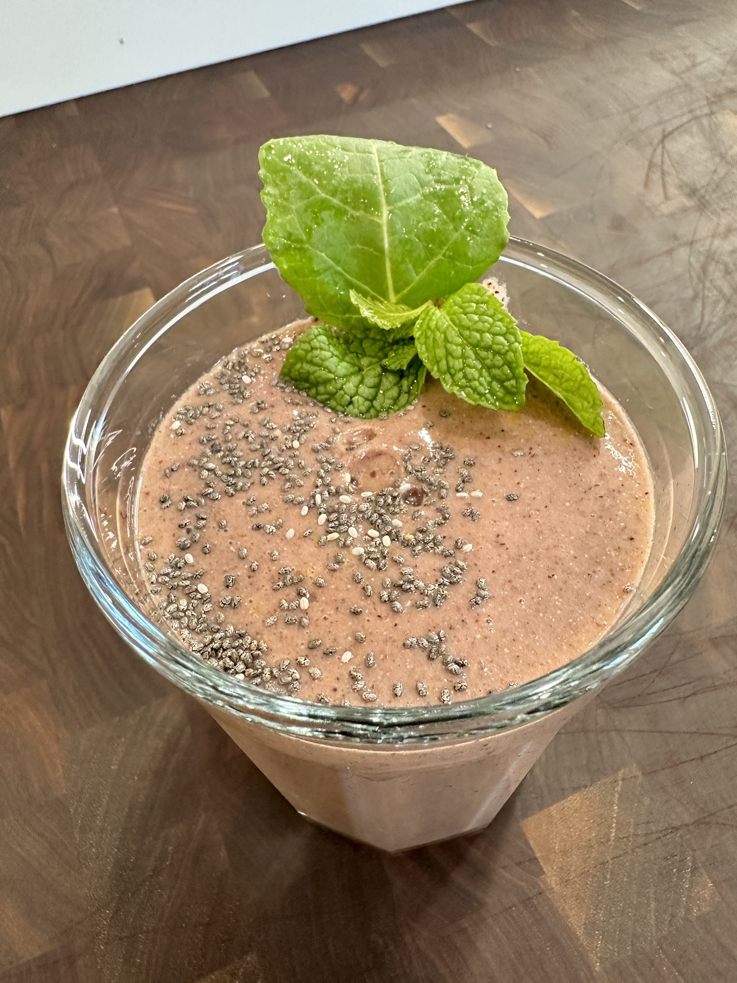 Antioxidant-Rich Anti-inflammatory Superfood Smoothie